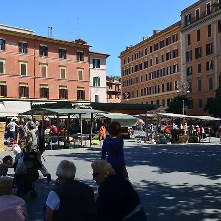 Rhomeholidays Trastevere Daire Roma