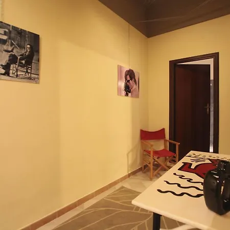 Rhomeholidays Trastevere Daire *