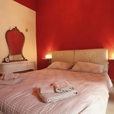 Rhomeholidays Trastevere * Рим