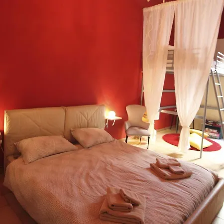 Rhomeholidays Trastevere Апартаменты Рим
