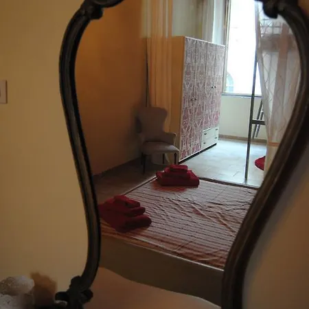 Rhomeholidays Trastevere Апартаменты Рим